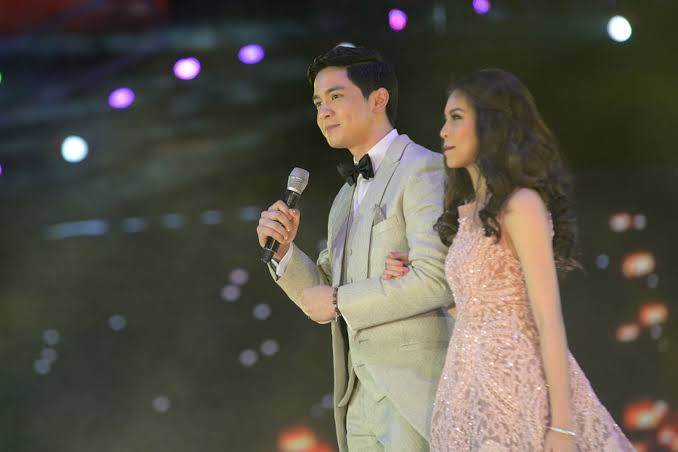 DonatelloTiu's tweet photo. "Tamang Panahon" concert tickets were sold out after 3 days of the announcement of the concert and all of the ticket sales, which amounted to ₱14M, was for the construction of AlDub libraries that benefited schools in the Philippines and the Lumads. #ALDUBTamangPanahonRewind https://t.co/7DE22Zpr2H