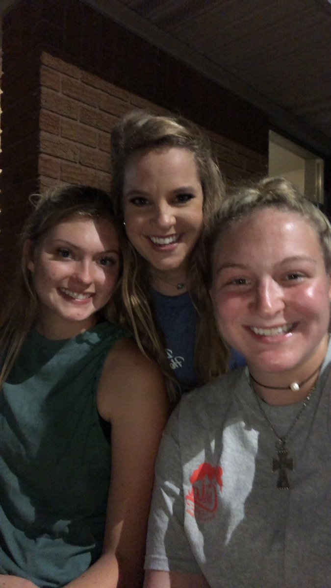BrenkKylee's tweet photo. H A P P Y  B I R T H D A Y to my partner in crime 🤟💓🤪 the big 2️⃣1️⃣!! @cassidyteykl https://t.co/BA4Uh22Spl