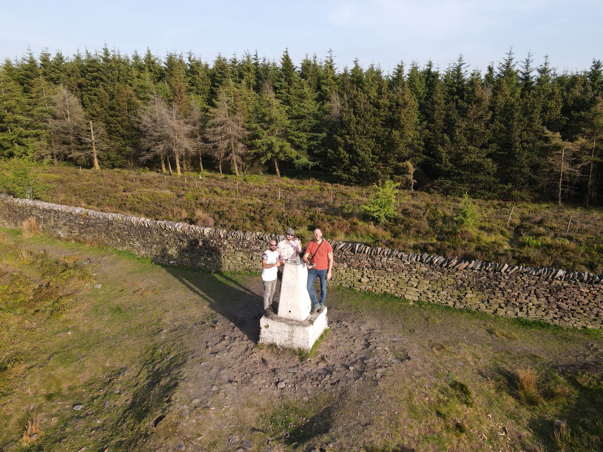 We had a lovely evening wander up to Longridge Fell trig point on Thursday.  
explorebowland.co.uk/jeffrey-hill-l…
We're off exploring shortly, not sure where yet though.
#Forestofbowland #lancashire