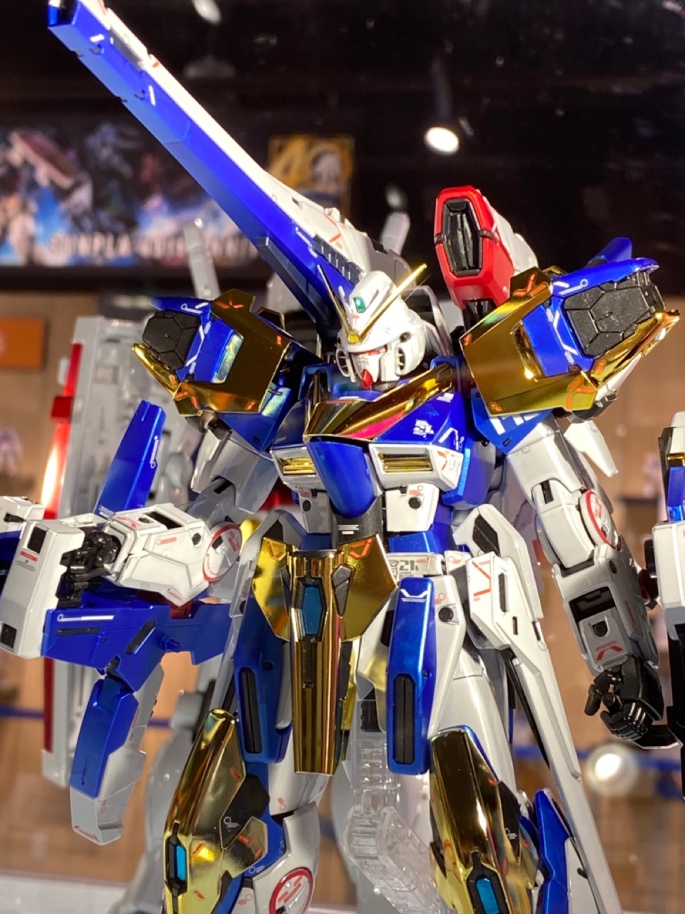 ベース限定MG　V２アサルトバスターガンダムVer.Ka チタニウムフィニッシュ