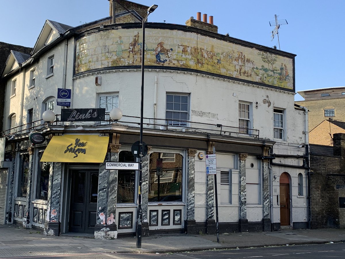 What used to be the Kentish Drovers & Halfway House dates from 1840 & features England’s longest pub sign: an illustration of the Old Kent Road in more bucolic days.  #CTales