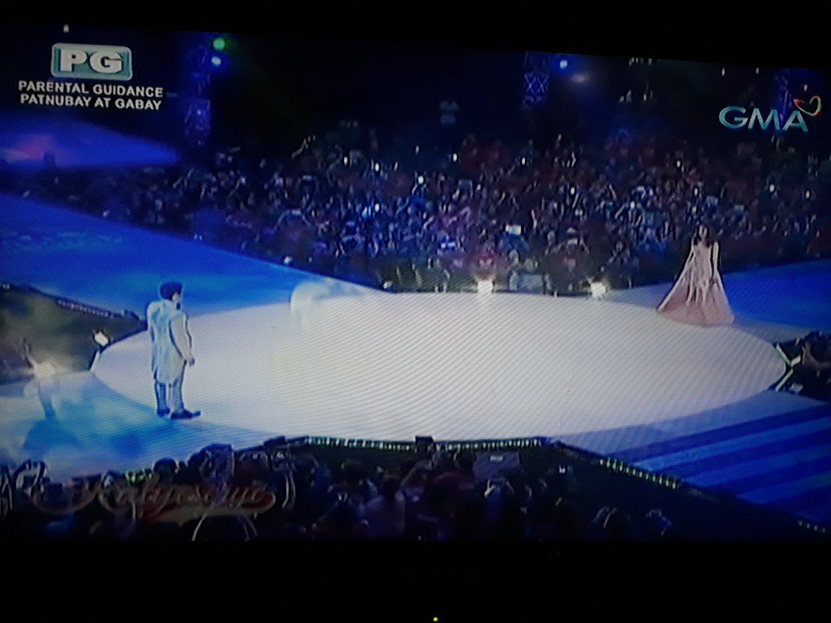 elircris's tweet photo. Marupok ako @EatBulaga after all these years, ibalik nyo lang ulit sila together.. malulusaw ang tampo ko😂😘🤗 #ALDUBTamangPanahonRewind https://t.co/U6GDNjcFJ7