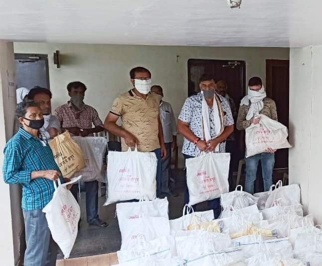 "न अभियान रुकेगा
न हम थकेंगे"

निरंतर जरूरतमंद व्यक्ति व परिवार की मदद का अभियान जारी है...
#Lockdown4

#COVID__19