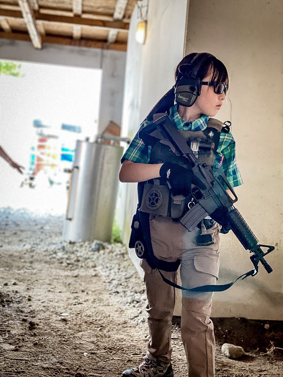 娘の新装備セットアップ👮‍♀️USマーシャル👮‍♀️ @DEFCON_tactical