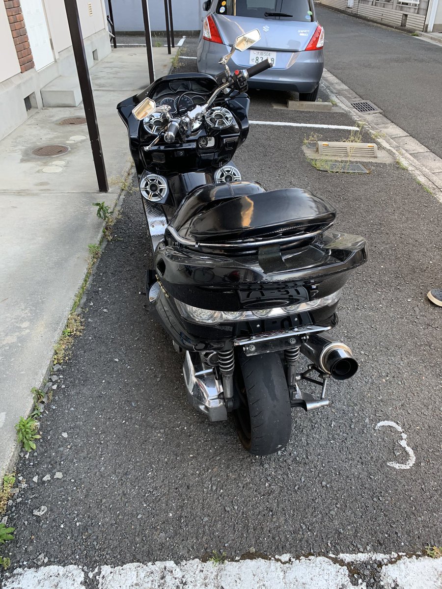 jadjpjm238's tweet photo. マジェ売ります
大阪からです
値段13万です
不具合は後ろタイヤパンクと
一部かけています
後外装少し傷あり
#バイク売ります
#マジェ売ります
#単車と交換 https://t.co/D7f2dhUi3L