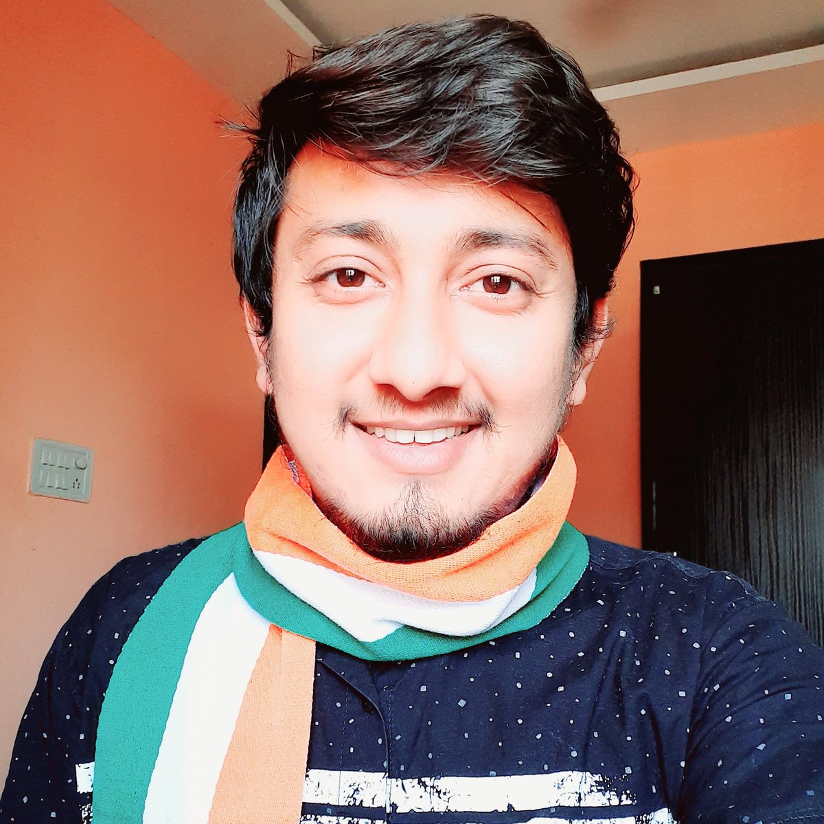 Vishal_WithRG's tweet photo. #NewProfilePic https://t.co/U08npNUGsj