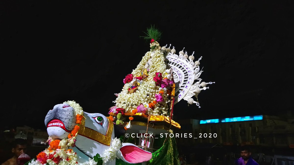 StoriesClick's tweet photo. Sital Sasthi Yatra at Shrikhetra. 
@OdiaCulture @BBSRBuzz @incredibleindia https://t.co/XoBzrDyW6l
