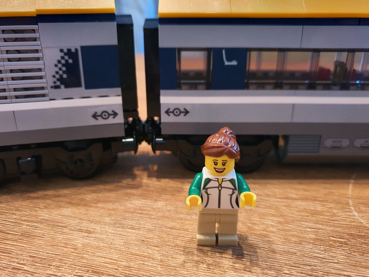 ZuchtyMike's tweet photo. Vanaf juni met mondkapje? #LEGO @LEGO_Group https://t.co/oA4hwo0RwZ