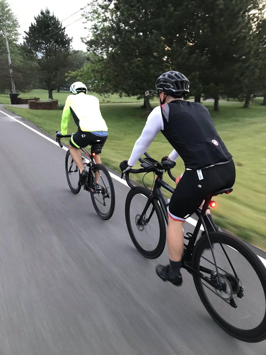MikeAgee1002's tweet photo. Quick morning ride with these fast cats ... Dr. Noel Thurber &amp; Brad Butler. https://t.co/lDjiDyZSVM