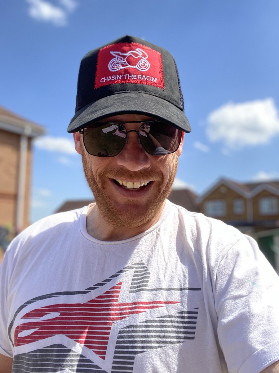 lovemachine3878's tweet photo. #ctrmerch ⁦@motorbikepod⁩ ⁦@IOMTTCASES⁩ @DomHerbertson⁩ ⁦@ChrissyRouse⁩ “what a chozzer day for a new bonse protector to arrive!! Cheers Posty, timed it mint youth!!! 👍🏻☀️☀️☀️ https://t.co/RPBDwOuWUe