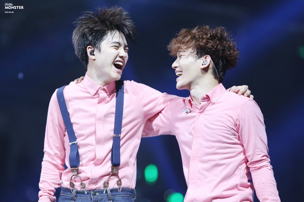 [IKYMI] 150530 The EXO'luXion in Shanghai : Kyungsoo and Jongdae being adorable© as marked