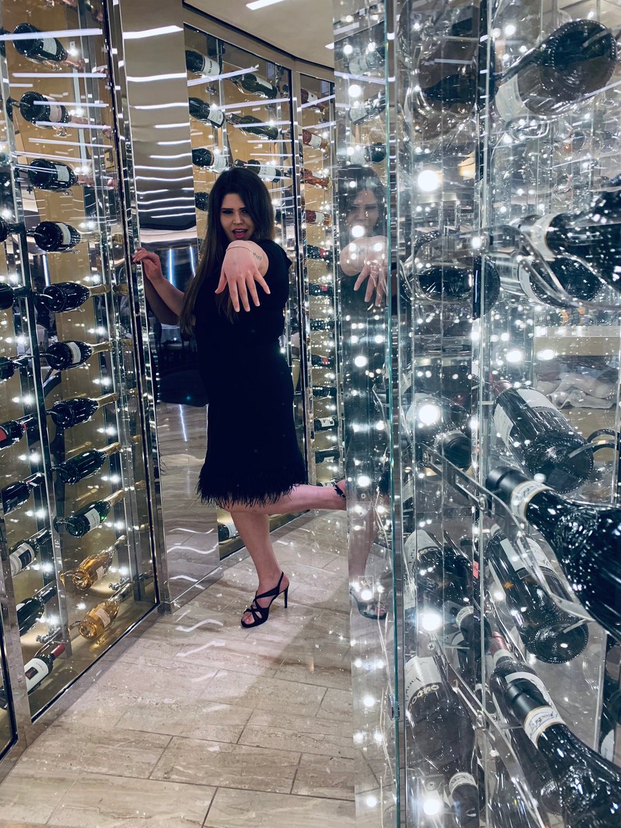 Kaaayleeann's tweet photo. Wishin i was back on the cruise not worried about nothin ☹️🤩🤩 https://t.co/0dzOjOHVon