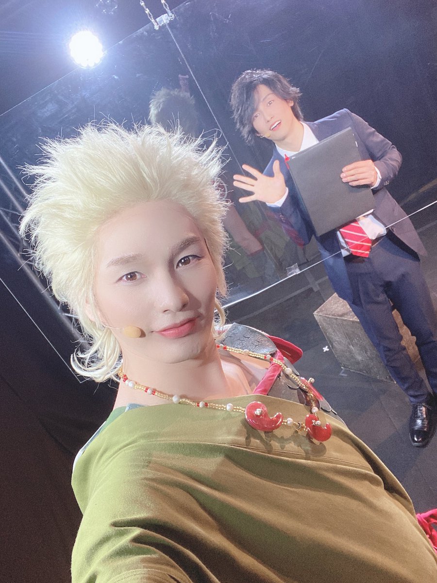 takuya_fuurin's tweet photo. 大村にまた逢えて雷遊は嬉しいぞ‼︎

オンライン朗読劇「雷神とリーマン」⚡⚡

配信日時▶5/30(土)17:00~

当日ご都合がつかない方もアーカイブで6/2までご視聴いただけます🙋

ぜひ、ご覧ください！

配信チケットはこちら！
https://t.co/jFpJYzX8PV https://t.co/zqs4rbdEgT