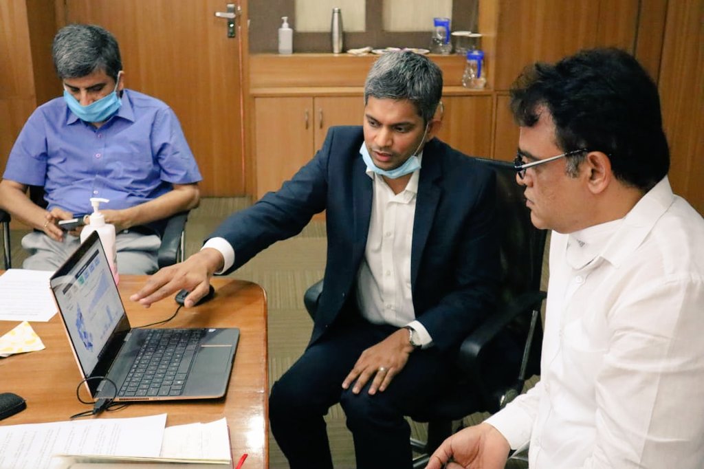 drashwathcn's tweet photo. Launched COVID19 Pandemic data analysis tool developed by ⁦@nasscom in partnership with GoK.

It is an excellent solution which combines data and analytics. This helps the authorities make strategic decisions to aid the control of #Covid19.

@ITBTgok @rnivruti @debjani_ghosh_ https://t.co/erS2hdmZvk