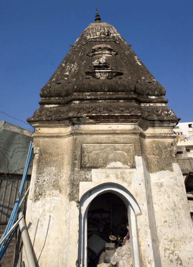 32•Ruined old Hindu temple Bagh mohalla, Jhelum, Pakistan.Now being used as a scrap godown by local.