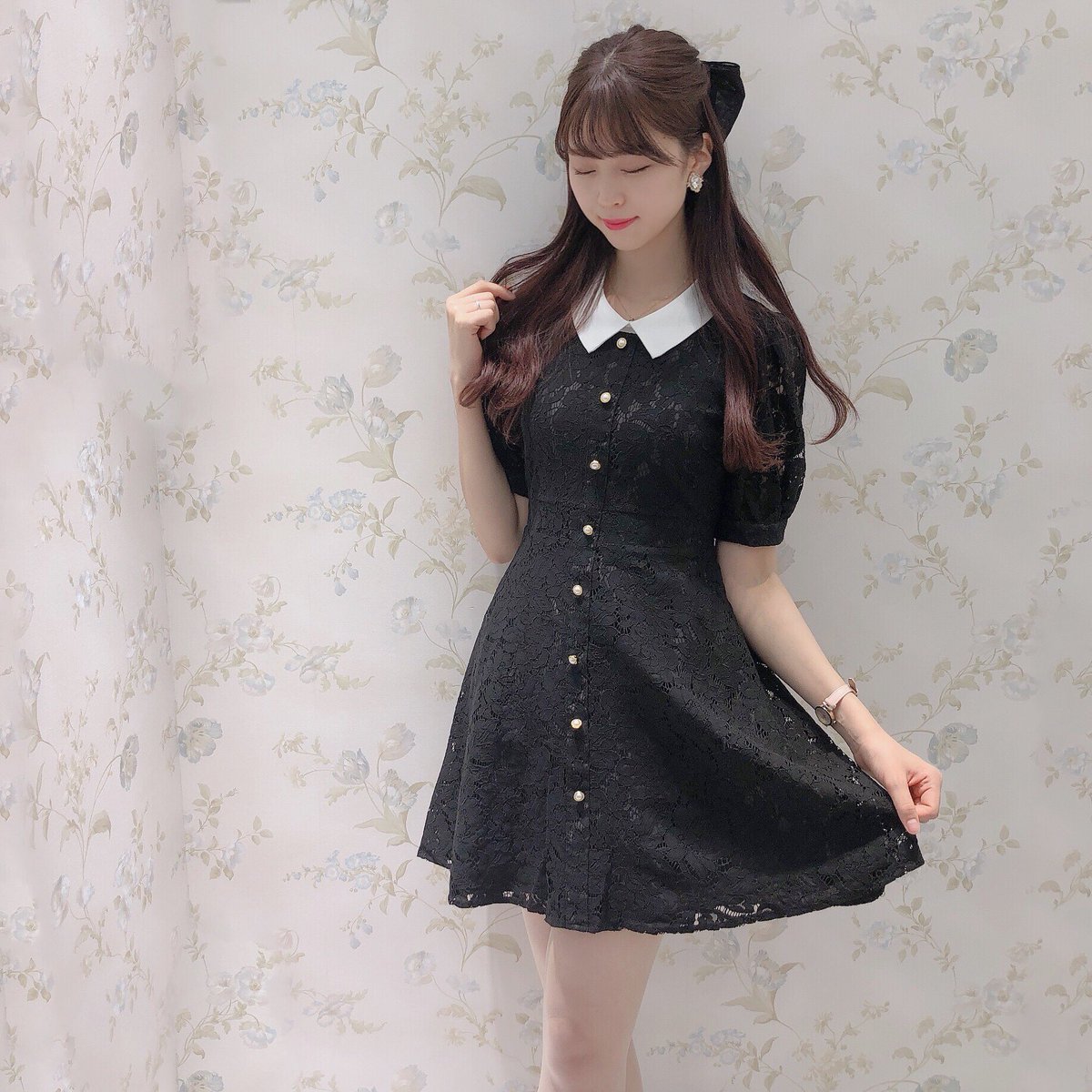 国内外の人気 ボリューム袖レースop Evelyn ミニワンピース