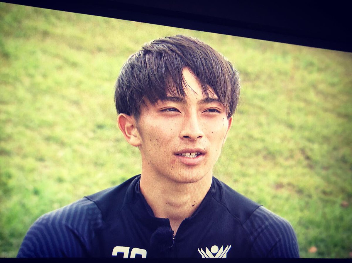 前原 竜二 鹿児島テレビアナウンサー 湘南ベルマーレ J1 に内定している 根本凌 選手 鹿屋体育大3年 とても爽やかで気さくに話をしてくれる選手でした 神奈川県出身の根本選手ですが鹿児島とのつながりもありました 6月1日 月 18 14 Kts