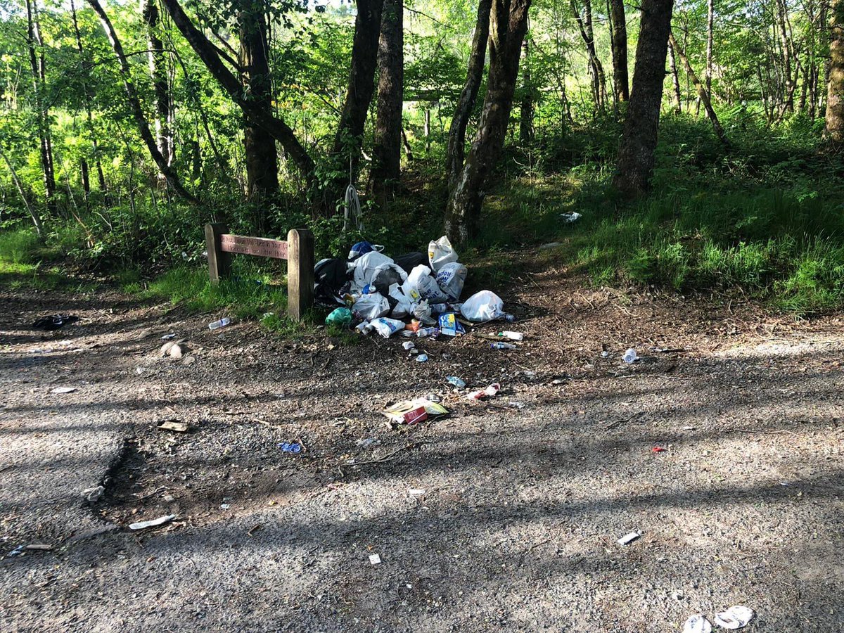 MhairiKyle's tweet image. @NicolaSturgeon @lomondtrossachs @policescotland @StirlingCouncil Falls of Falloch near Crianlarich yesterday. Fire brigade had to attend because of a bbq left unattended. Please please do something, our wee community doesn’t deserve this.