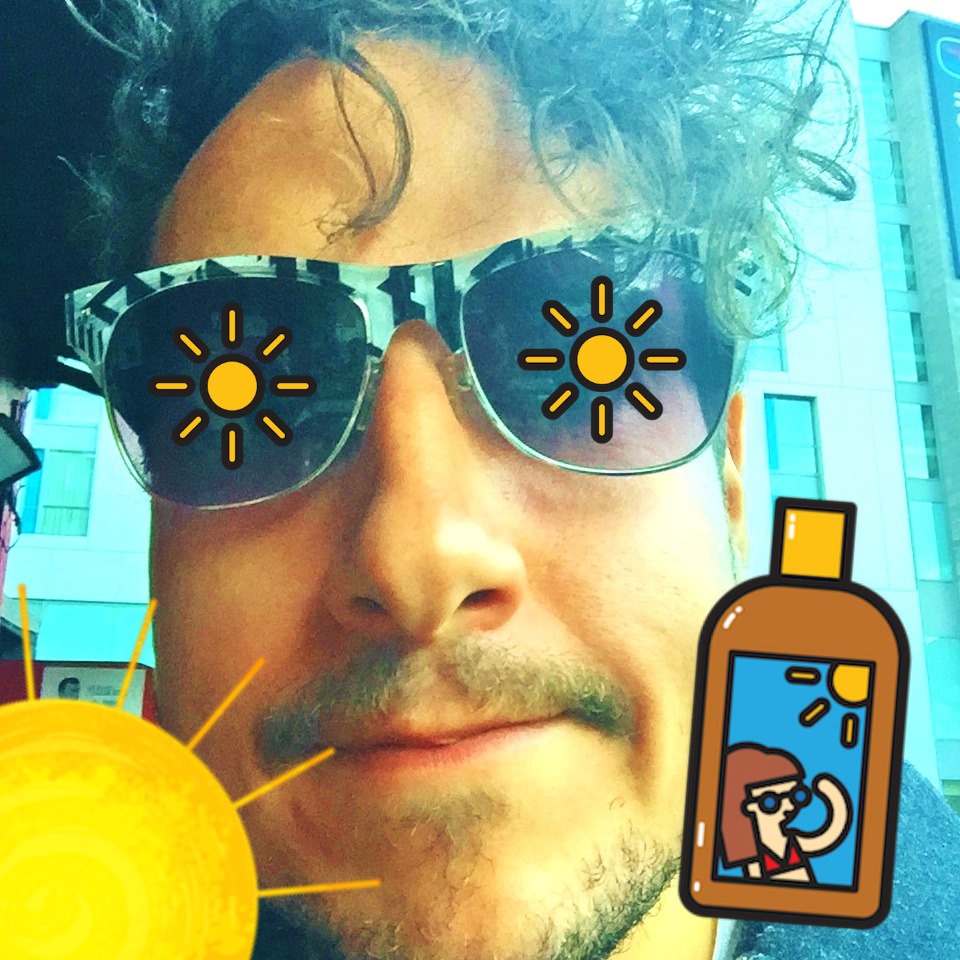 FabianJackBand's tweet photo. Don't forget the suntan lotion today!
#sunshine #happy #Smile #NewDay #newstart #fabianjack #NewMusicAlert #newmusic #newband #newsingle #indierock #musicnews #lockdownuk #rock #rocknews #newrock #rock2020 #alrernativepop #rockband #DIY #unsignedartist #UNSIGNED #Indie #hype https://t.co/0SvcT4by5M
