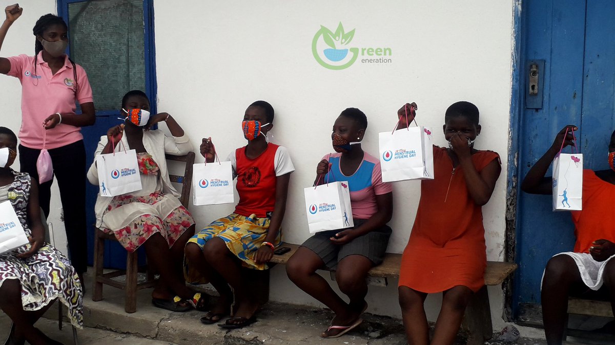 GreenGenGhana's tweet photo. These young ones received some donations consisting Sanitary pads, hand sanitizer and nose masks, from @Renel_GF and @GreenGenGhana on  #MHDay2020. Together we can all do this. Make it available to the girls whenever they need it. @NotHygiene #ItsTimeForActionNow #Health #Women https://t.co/PrGroN7VCc