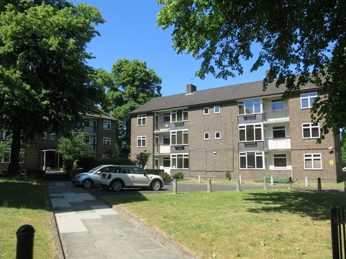 20/ Iver Court (to the left) and Stanley Lodge were built in the 1950s by the Metropolitan Police Authority to house police officers.