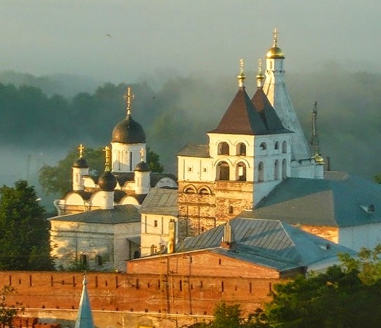 vozvr's tweet image. 100 ЗНАМЕНИТЫХ МОНАСТЫРЕЙ
31. Введенский Владычный монастырь. 1360 г. Серпухов. 
@history_RF    #СТОМОНАСТЫРЕЙ
История обители сравнительно скромная, но в истории русского искусства славится своим великолепным ансамблем 16-17 в. С 1920-х было многое уничтожено, но ныне возрождено