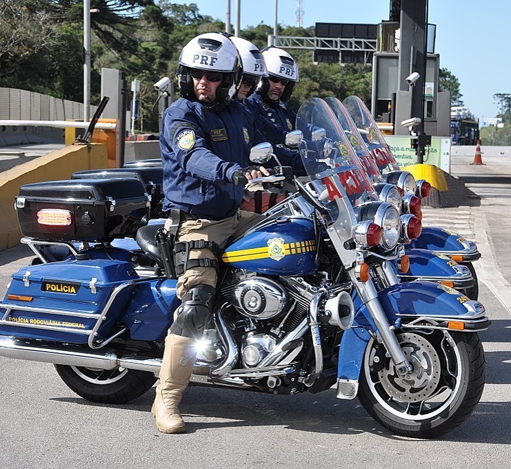 Sampa Police Motorcycle
@brasilriders 
#policemotorcyclerodeo
#motorcyclerodeo
#brasilriders @brasilriders 
#policemotorcycle
#roadkingpolice #harleydavidsonbrasil #harleydavidsonbr #harleydavidsonpolice  #2bpe #exércitobrasileiro #batedoresdoexercito #batedores2bpe #batedorpe