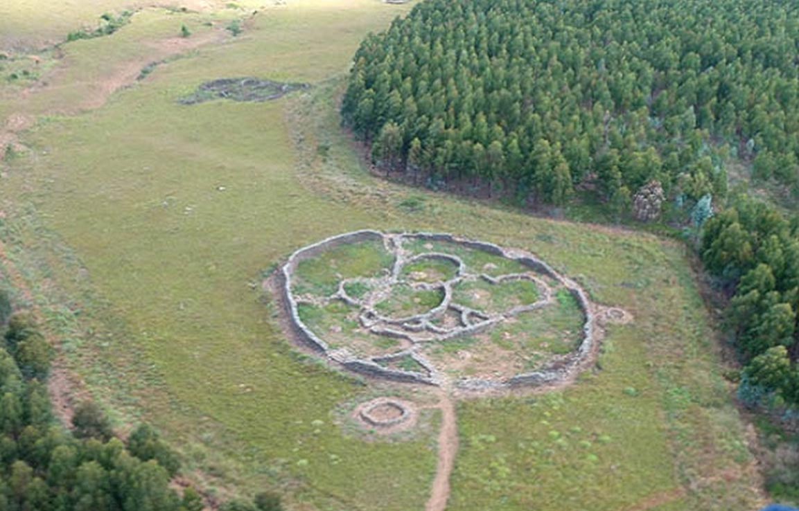 Kazakhstan and South Africa. The same type of first structures ever built on Earth? Just thinking.. #ConnectTheDots  #Ancientcivilisations