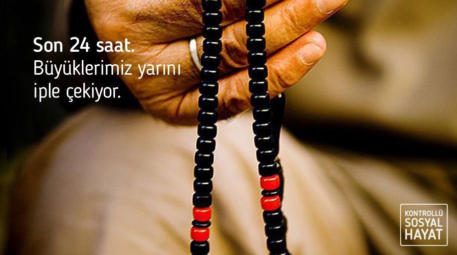 65 yaş üstü büyüklerimiz için yarın büyük gün. 14.00-20.00 arası dışarıdalar. Evde kalmak, riskten korunmak için ne kadar önemliyse, dışarıda MASKE KULLANMAK VE SOSYAL MESAFEYİ KORUMAK da o kadar önemli. Kırk yıllık dostlar arasında bile! Biraz daha sabredelim. Geçecek bugünler.