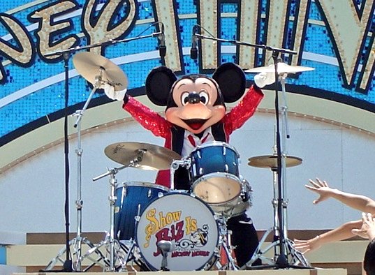 Sora على تويتر ザッツ ディズニーテイメント ショービズ イズ Featuring ミッキーマウス 04年7月撮影 当時からドラマーのミッキーがとってもカッコ良かったです Tdr History Sora على تويتر ザッツ ディズニーテイメント ショービズ イズ Featuring ミッキーマウス 04年7月撮影 当時からドラマーのミッキーがとってもカッコ良かったです Tdr History