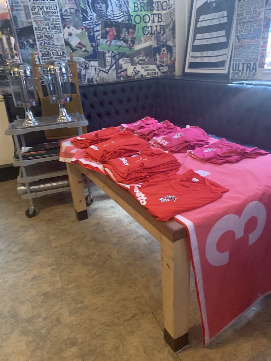 thedonbs3's tweet image. 11am - 1pm tomorrow T-shirts £15 each (£14 if modelled) all take away bottles £3.00 each #3lionsvintage 3lions bs3