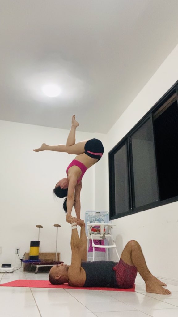 🎪