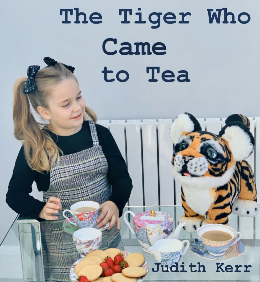 Victori60657670's tweet photo. Sophia from Year 1 recreating The Tiger Who Came to Tea book cover @BenyonPS @TrustCatalyst 

#BookCoverChallenge #BookCoverDouble https://t.co/0KpSfBZOop