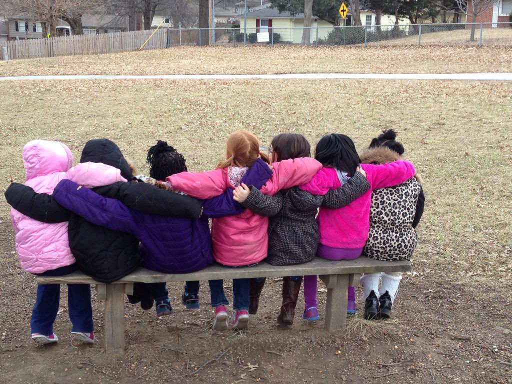 missmegthompson's tweet photo. Let’s be people who build relationships out of common interests, despite our physical differences. Let’s be women who empower and love and lift all women! 

Let us be more like them- for they WILL change the world for the better! https://t.co/wQRjGYiNId