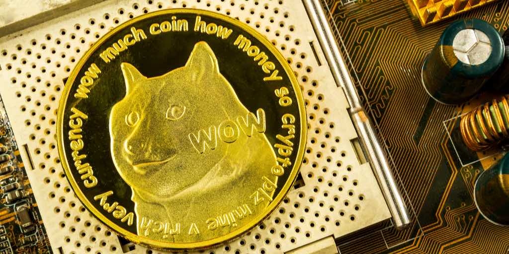 Coin name: Dogecoin (DOGE)Date created: Dec 13, 2013Current price: $0.00256317 on May 30, 2020Highest price: $0.01758609 on Jan 07, 2018Lowest price: $0.00008690 on May 06, 2015Percentage lost since last high: 85.5% #cryptocurrency