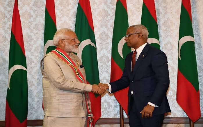 Maldives was PM  @narendramodi ‘s first foreign visit where he was honoured with the highest Maldive Award, Order of the Distinguished Rule of Nishan Izzuddin.This award is not just an award but the growing faith of foreign countries on indias leadership. #1YearofModi2