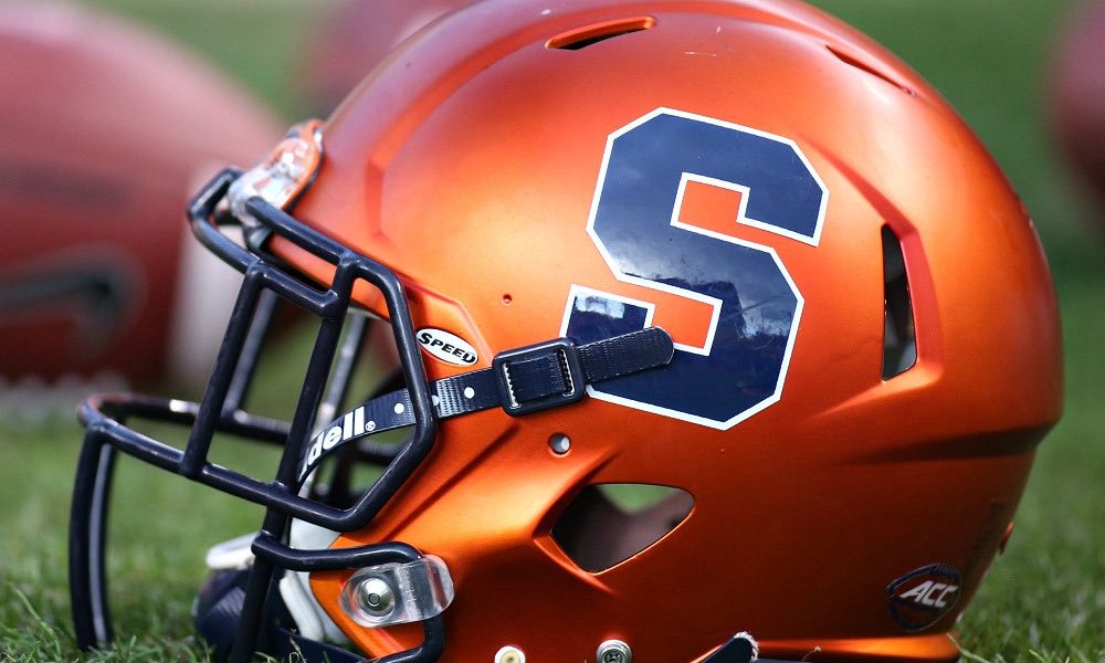 ThomasLeBouche6's tweet photo. After a great talk with @CoachCavCuseOL  I am extremely blessed to receive an offer from Syracuse @CuseFootball thank for the opportunity https://t.co/HS2ekUyHzk