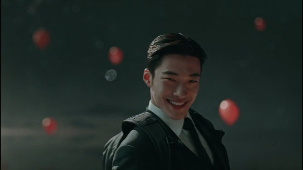 wdohwan_thfans's tweet photo. ใต้ความโรแมนติกของคู่พระ-นาง อึนซอบคือตัวแย่งซีนนนของจริง!! 

คือก็ยังแอบมีความหวังลึกๆนะว่าคนๆนี้ ต้องเป็นหนึ่งในผู้หยั่งรู้ความเป็นไปของโลกเหมือนน้องโยโย่แน่นอน มาดมันได้ รูปสุดท้ายมันบ่งบอก!! พวกเทพเจ๋งๆแต่ทำตัวตลกๆงี้ 5555 
#TheKingEternalMonarchep13 https://t.co/wJUrIJ5xxs