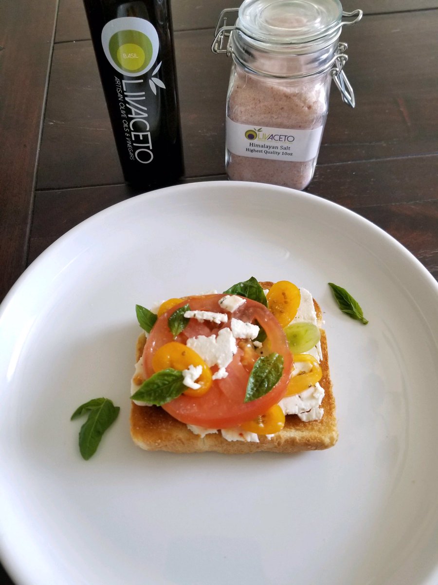 olivaceto's tweet photo. TOMATO, FETA, BASIL OLIVE OIL &amp; 18yr AGED BALSAMIC TOAST! drizzle toast w/ Basil EVOO, add feta, tomatoes,basil leaves &amp; season w/ salt &amp; pepper.  Drizzle more Basil EVOO &amp; finish it w/ our 18yr balsamic! Absolutely perfecto! #SupportSmallBusiness #StandForSmall @LaGrangeBiz https://t.co/vbkP6AyOxf