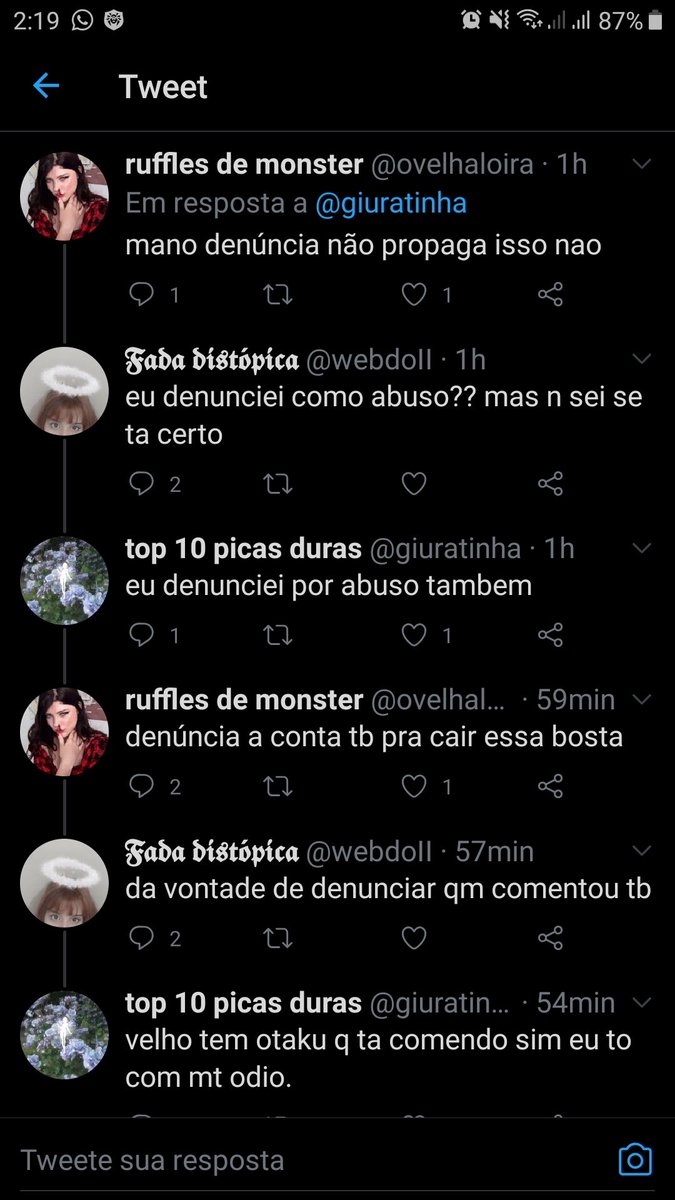 gostosa2Desenho's tweet photo. Galera, vamos apoiar o @2DNenhuma. 
Essas kpopers filhas da puta querem derrubar ele. 
Vamos eliminar a praga 
Que comece a guerra https://t.co/iys0gOGBe3