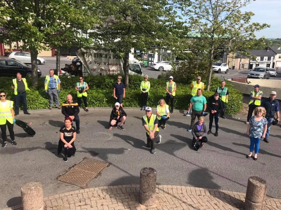 Well done to all our group members and everyone involved in the south Armagh litter pick today Loads of rubbish collected! Helping make our beautiful countryside cleaner!  

🛑Remember 🛑 
Live here, Love here, DON’T litter here! 🗑🚫#community  #litter #southarmagh