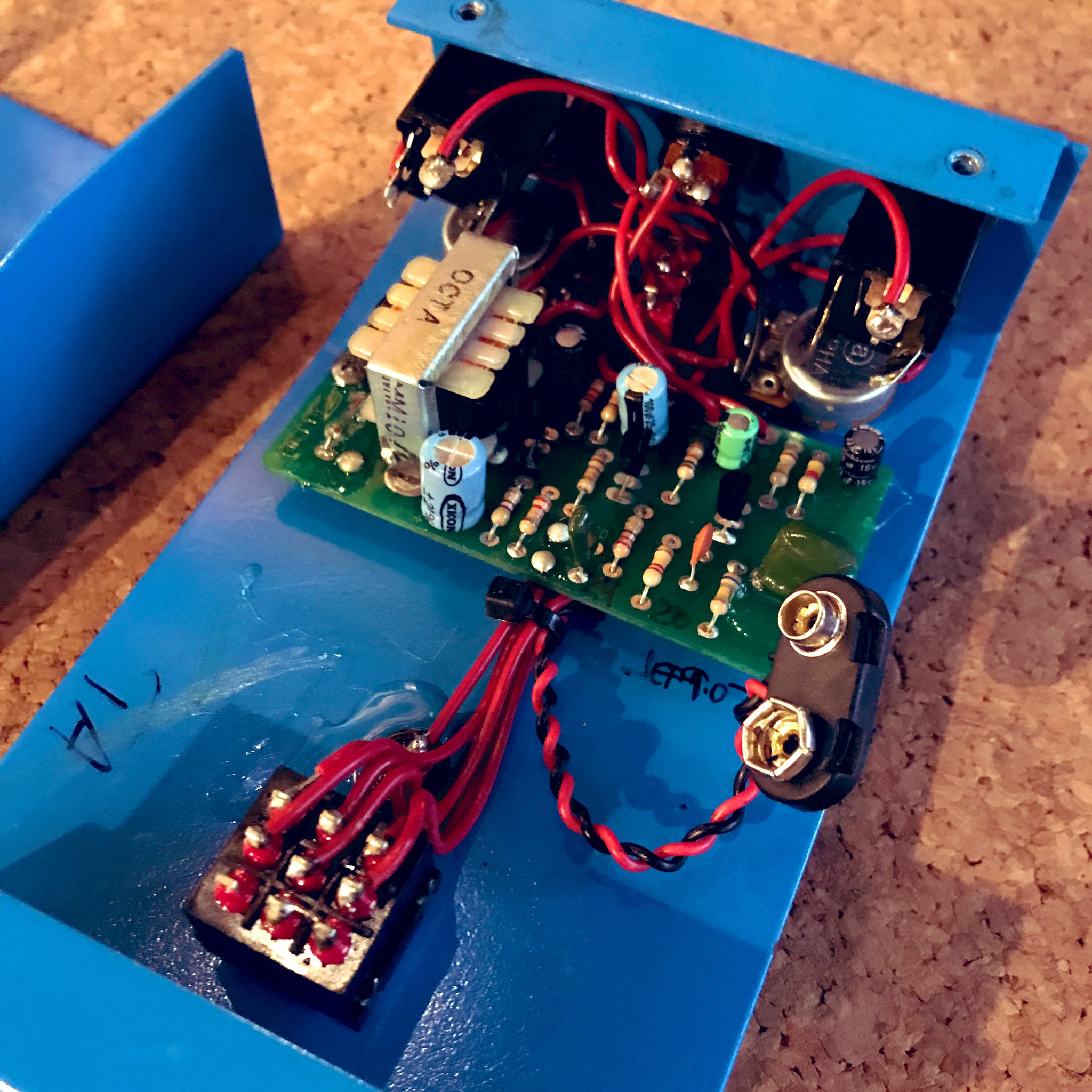 Fulltone Octafuzz修理 - TOKYO EFFECTOR Fulltone Octafuzz修理 - TOKYO EFFECTOR