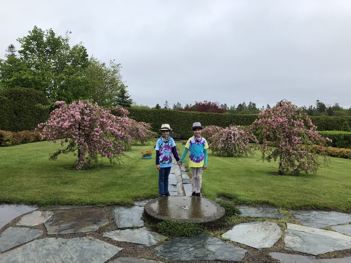 Lots of colour <a href="/KingsbraeGarden/">Kingsbrae Garden</a> and a beautiful day despite the drizzle!!