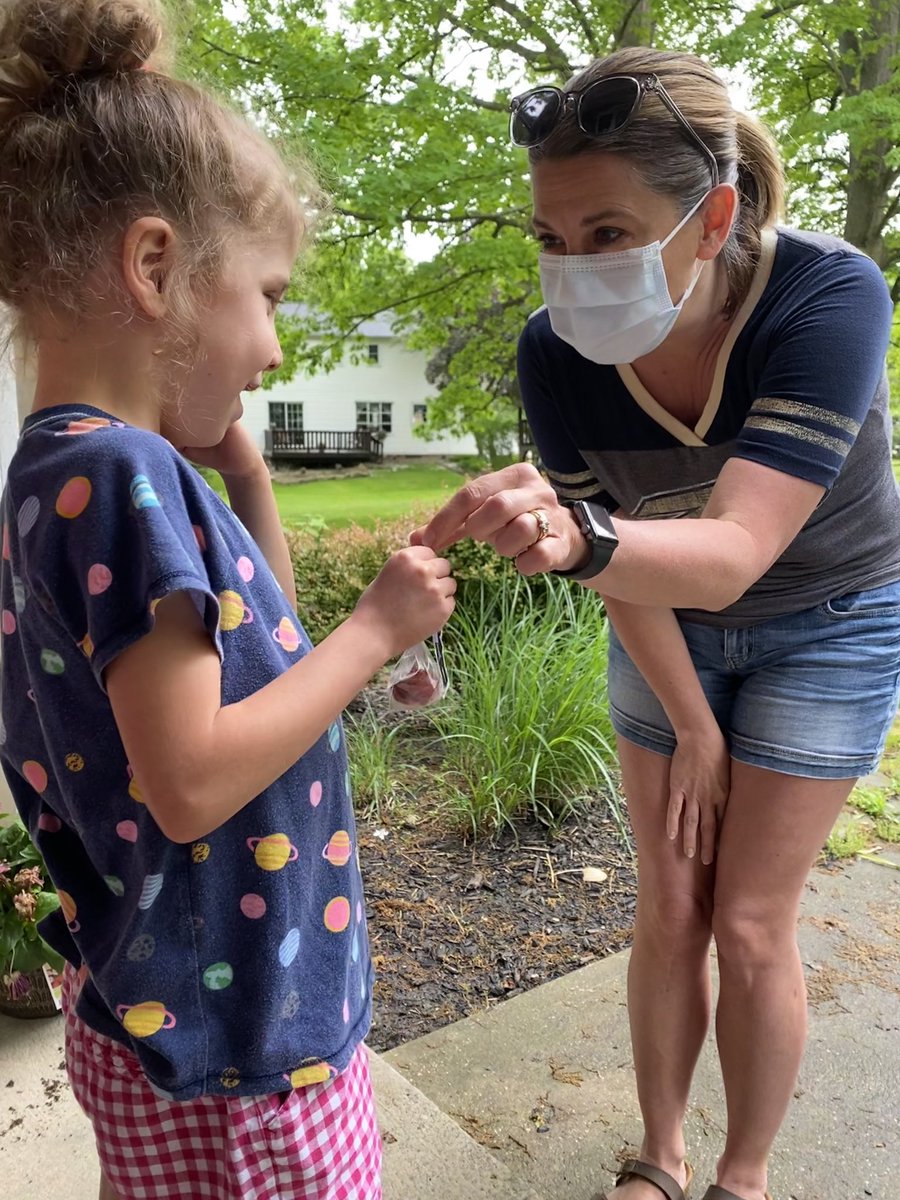 TeamJacobyHope's tweet photo. Jacoby’s @CleClinicKids Home Occupational Therapist dropped off the BEST Birthday Cake Pops for Jacoby!  Ohio’s Dream Team Birthday Cake Pops with not only 1 Marla, but 2 Marla’s from Daisy Cakes! Thank you @jgiunto and Aly for the wonderful surprise!

#PrayFightLive 
#MarlaPops https://t.co/MwIHYmmUKc