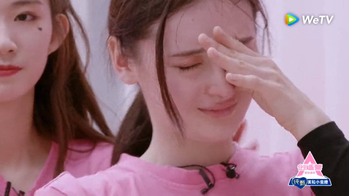 lia_frei_yeah's tweet photo. #Chuang2020 #LANA #라나 #拉娜 #Лана #创造营2020 #HiCC
#LUMINOUS #ProduceCamp2020 #WeLoveLana #SupportLana #FightingLana #VoteLana #ProduceCamp2020Lana #LanaChuang #Weibo #WeTv
Больно смотреть, когда нашему солнышку так тяжело :( https://t.co/2J5ieo8Q1r