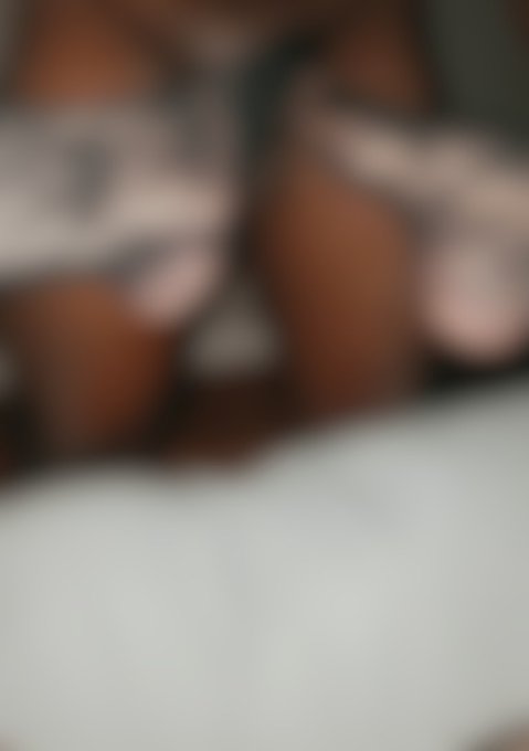 New photo up on Modelhub! This one is only for my Fan Club members. Sign up now: https://t.co/s9VwrkfMe5