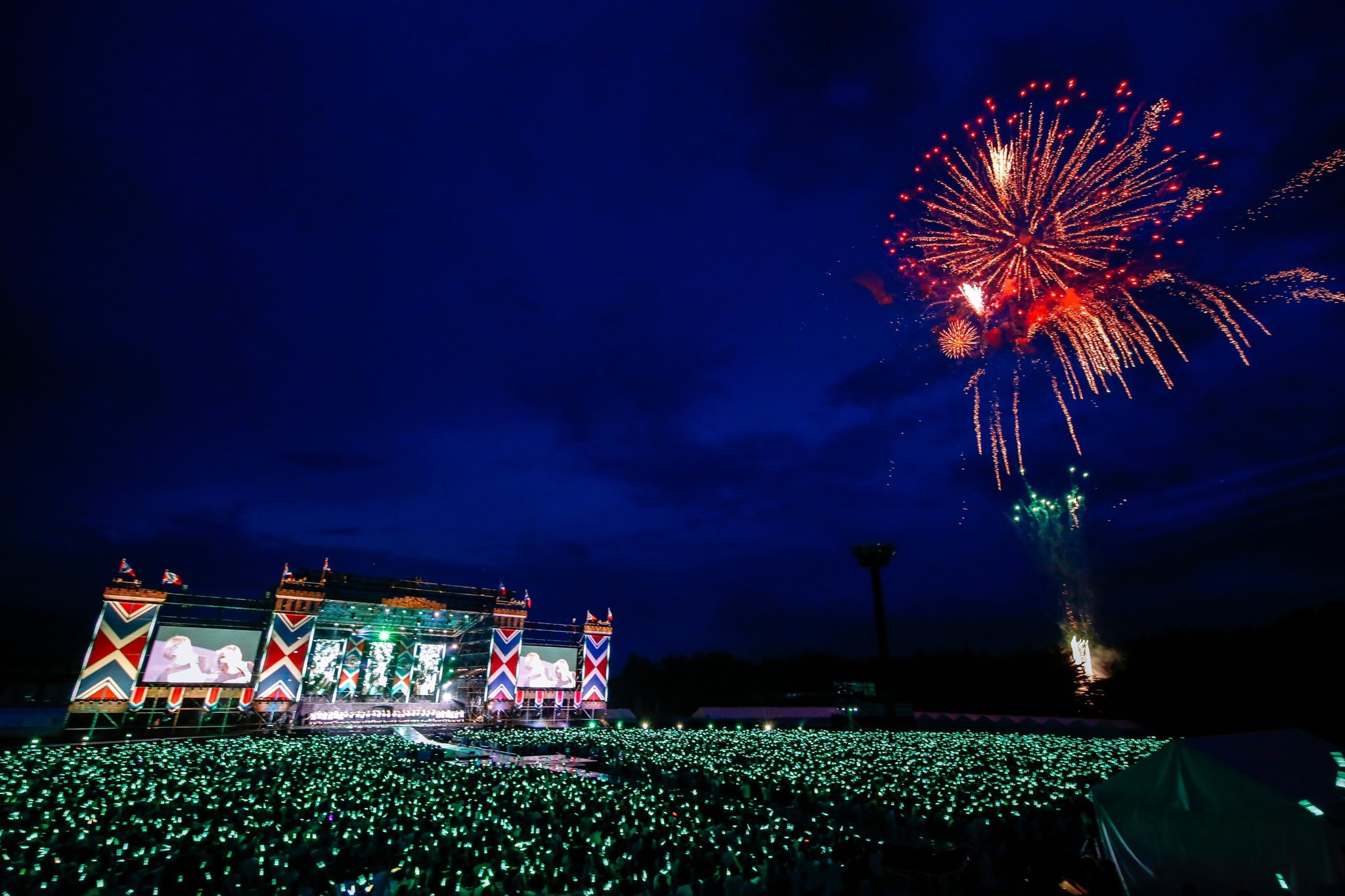 欅坂46 欅共和国2017 セブンネット限定（欅共和国2018 【初回