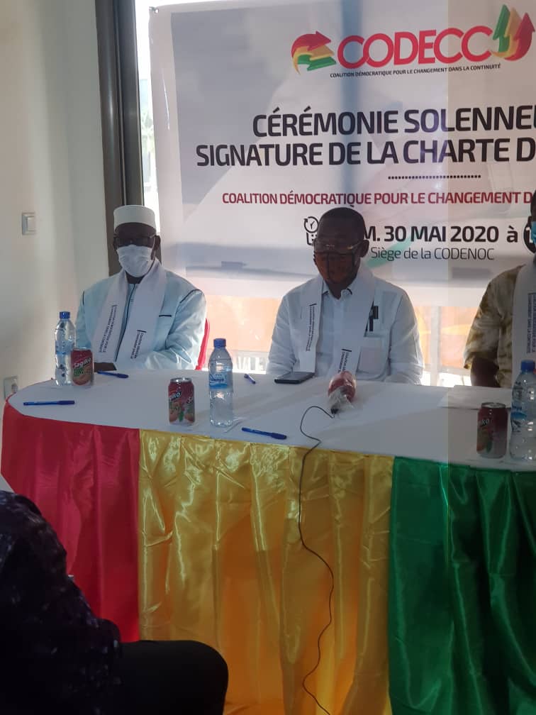 kalloibrahima89's tweet photo. Ça y est !
Une nouvelle coalition démocratique pour le changement dans la Continuité est née en Guinée, qui regroupe les anciens leaders de la #CODENOC.
@alphacondepresi @Presidence_gn @rpg_officiel @khalilkaba @DAMALCAM @NaiteMoustapha @MouctarD75 @CodenocOfficiel https://t.co/EkeHkpJsSp