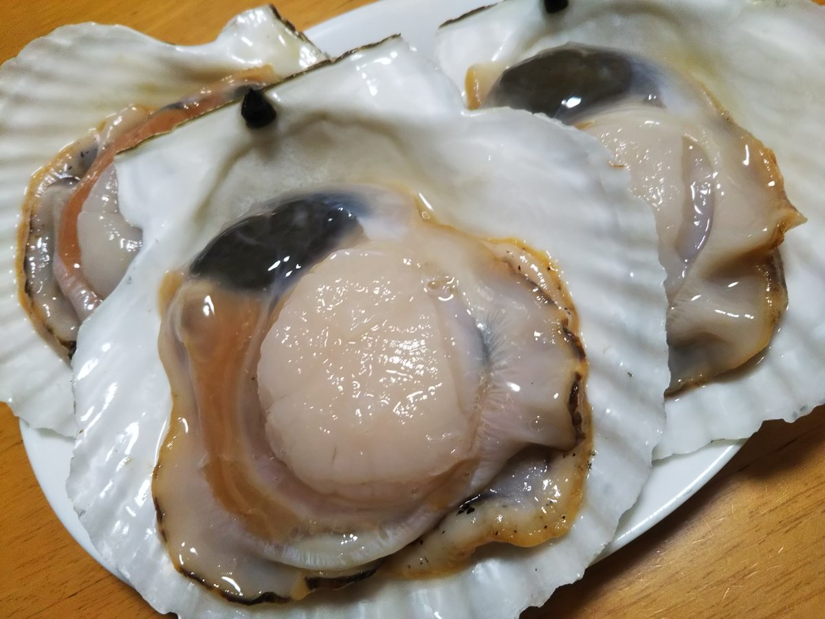 Ktm Sora 片乳マドモアゼル ホタテ祭り２日目 今日はデカい鍋でホタテのアヒージョです ٩ ˊᗜˋ وﾔｯﾀﾈ 鵡川漁業協同組合 ホタテ