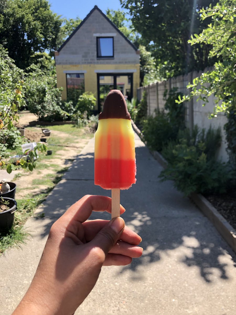 StephaJacobs's tweet image. Raketdag!